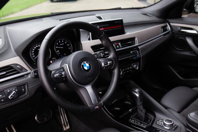 BMW X2 xDrive25e High Executive M-Sport , Panoramadak, Camera,