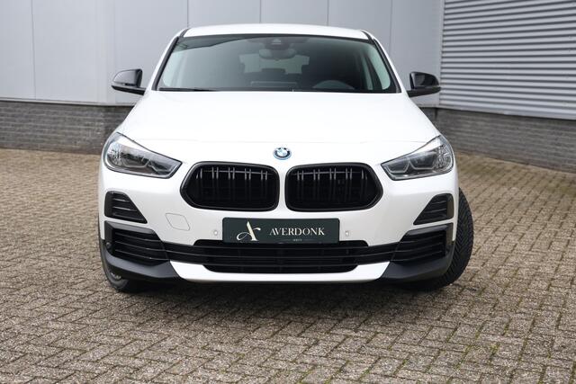 BMW X2 xDrive25e 220pk Executive Sport NAP|Leder|HUD|Cam|Stoelvw
