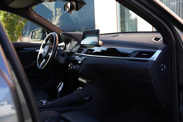 BMW X2 sDrive 20i | M-Sport | Trekhaak | Head-Up