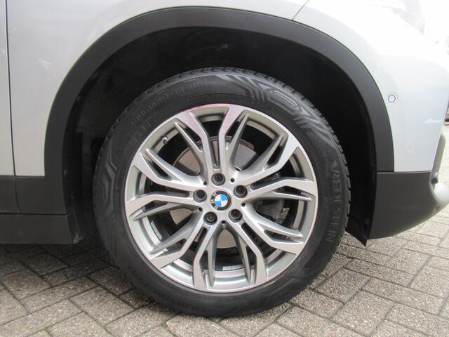BMW X2 sDrive18i High Executive | Clima-Airco | Navigatie | Parkeersensoren | Incl. BOVAG Garantie | Bluetooth |