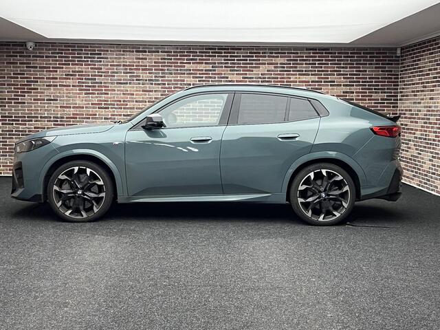 BMW X2 M35i xDrive PANORAMADAK MEMORIE SPORTSTOELEN TREKHAAK