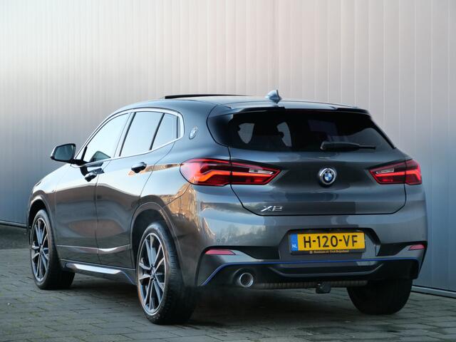 BMW X2 sDrive18i 141pk Executive Edition Automaat Trekhaak / M-Pakket / Panoramadak / Camera