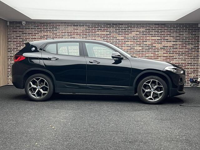BMW X2 sDrive18i Executive Automaat Xenon Navi Airco