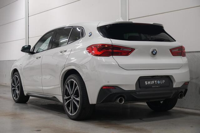 BMW X2 sDrive20i M-Sport | Panoramadak | Trekhaak | Camera | Stoelverwarming