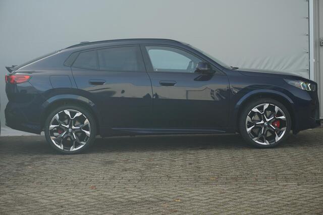 BMW X2 sDrive20i M Sportpakket Pro 20'' / Panoramadak / Head-Up Display / Harman Kardon / Trekhaak