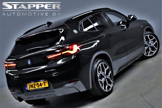 BMW X2 xDrive25e 220pk High Executive Automaat M-Sport 1e Eig. H.kardon/CarPlay/Head-Up/Camera/Keyless/Adap.cruise/Lmv19''