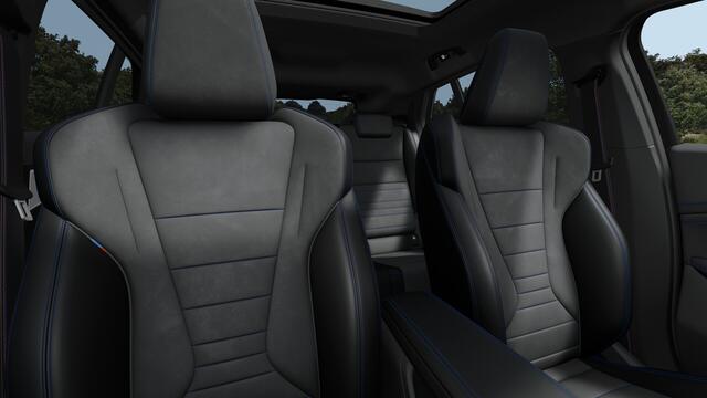 BMW X2 iX2 eDrive20 High Executive M Sport / Panoramadak / Trekhaak / Sportstoelen / M Adaptief onderstel / Comfort Access / Adaptieve LED / Head-Up / Harman-Kardon