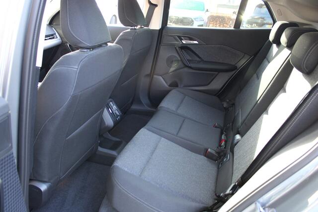 BMW X2 iX2 eDrive20 / Achteruitrijcamera / PDC