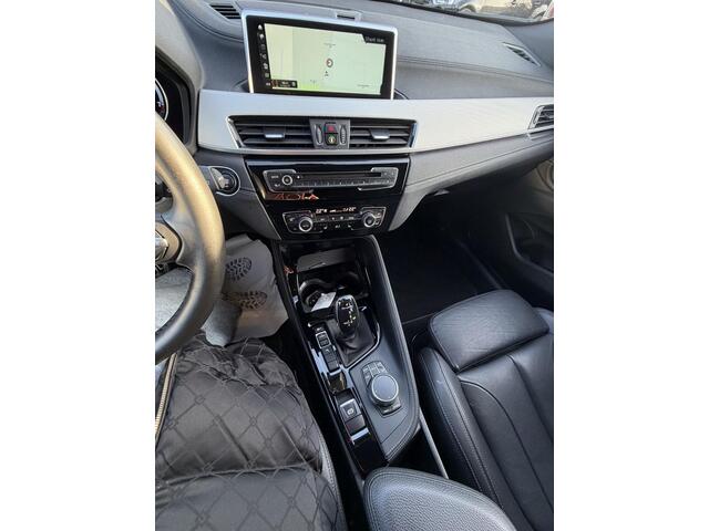 BMW X2 sDrive20i High Executive AUTOMAAT | LEDER | DODEHOEK DETECTIE | ACHTERUIT RIJ CAMERA | SPORT STOELEN| KEYLESS ENTRY/GO|NAVIGATIE | BI- XENON KOPLAMPEN | STOEL VERWARMING |