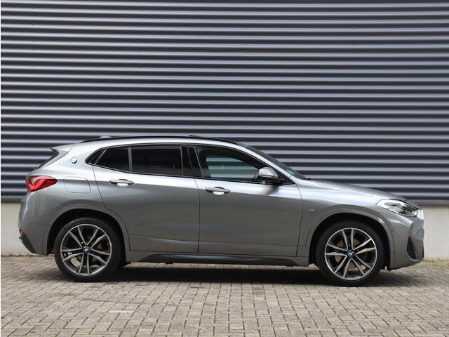 BMW X2 sDrive18i | Executive | M Sportpakket | Panodak | Head-Up | Parking Pack | Hi-Fi | Comfort Acces | Adaptief Onderstel | 18'' LMV
