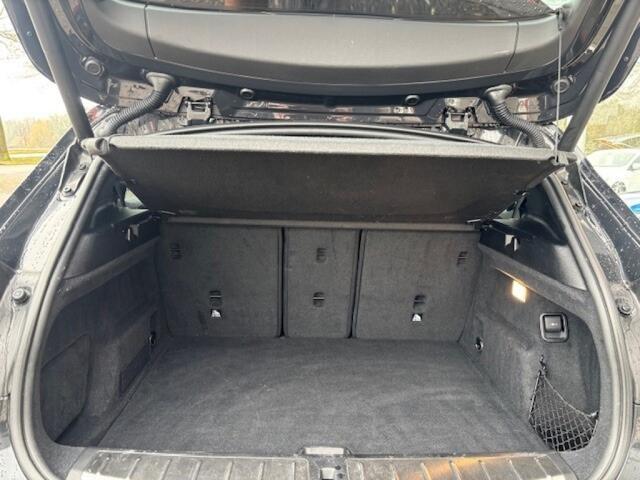 BMW X2 1.8i sDrive Aut. M-Sport, Clima, Navi, 19 inch