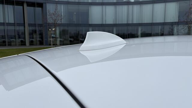 BMW X2 sDrive20i High Executive M-Sport Pano Alcantara Navi groot