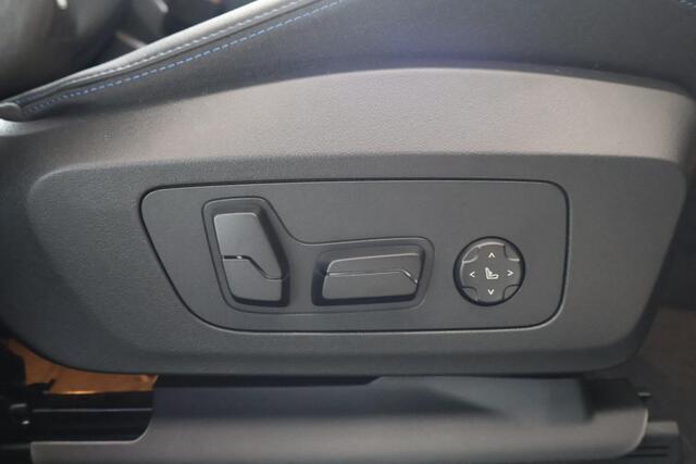 BMW X2 sDrive 20i | M Sportpakket | Premium Pack | Comfort Pack| Trekhaak | Showroom Selection