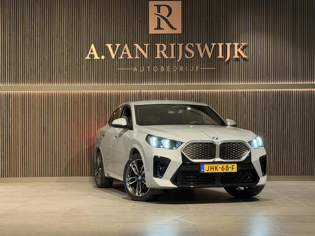 BMW X2 iX2 eDrive20 67 kWh M-Sport | LED | CAMERA | STOELVERWARMING
