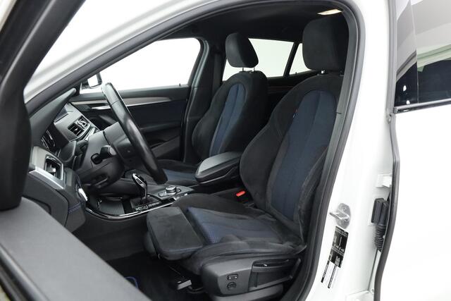 BMW X2 sDrive18i M Sport | Cruise Control | Trekhaak | Stoel- stuurverw. | Camera+PDC | Navi | 19'' | LED