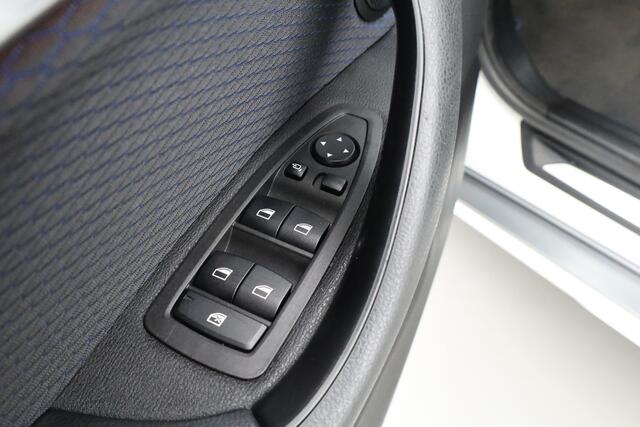 BMW X2 sDrive18i M Sport | Cruise Control | Trekhaak | Stoel- stuurverw. | Camera+PDC | Navi | 19'' | LED