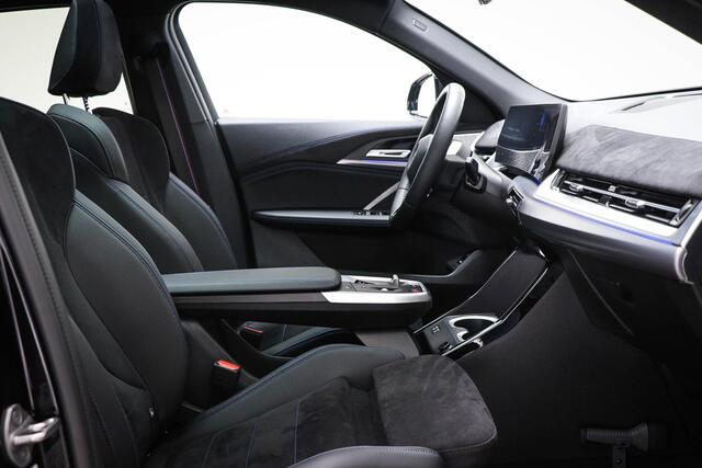 BMW X2 iX2 xDrive30 67 kWh M-Sport Pro | PANORAMADAK | SOH 100% | STOELVERWARMING | 20" | DRIVING ASSISTANT PLUS- PACK