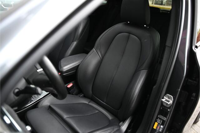 BMW X2 xDrive25e High Executive M Sport Automaat / Panoramadak / Sportstoelen / Head-Up / Achteruitrijcamera / Comfort Access / Harman-Kardon