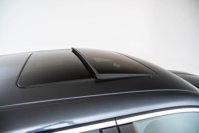 BMW X2 sDrive18i M Sport - Trekhaak- Panoramadak - PDC voor/achter - Cruise control - Head up - Comfort Access - Getinte Ruiten - Elektrisch verwarmde voorstoelen - Armsteun voor - Armsteun voor -