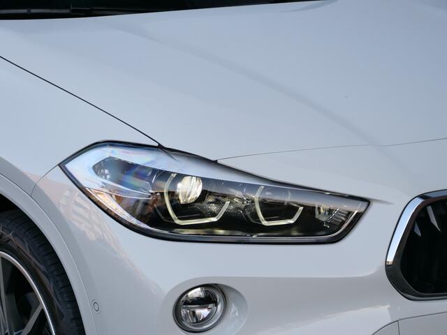 BMW X2 sDrive18i High Executive M-Sport 19 Inch / LED / Trekhaak / Stoelverwarming