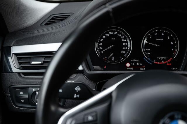 BMW X2 sDrive18i High Executive | Camera | Cruise | Stoelverwarming | 19 Inch |