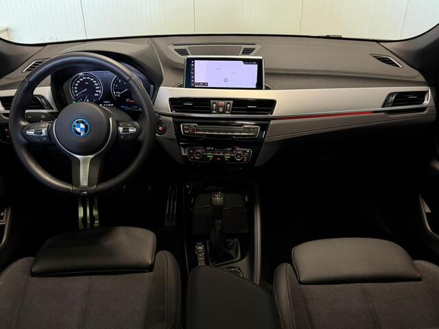 BMW X2 xDrive25e High Executive M Sport Panodak Camera Keyless Brooklyngrau