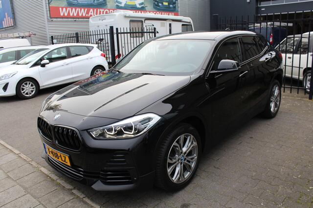 BMW X2 sDrive18i High Executive Navi Clima Led Stoelvw 18inch Pdc