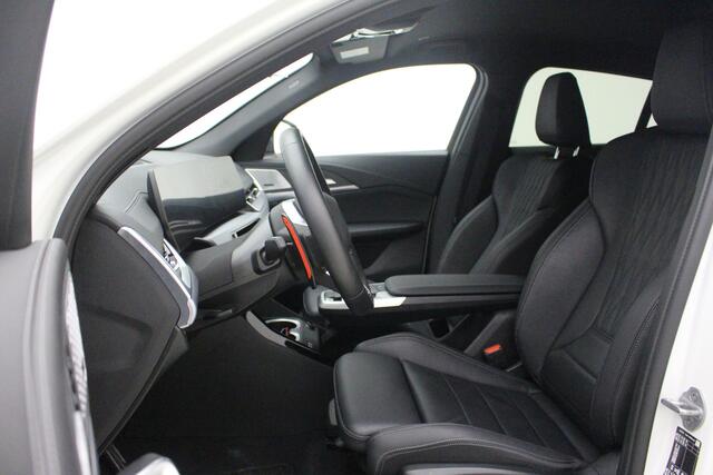 BMW X2 M35i xDrive | CoPilot | 20" | Harman Kardon | Iconic Glow nierengrille