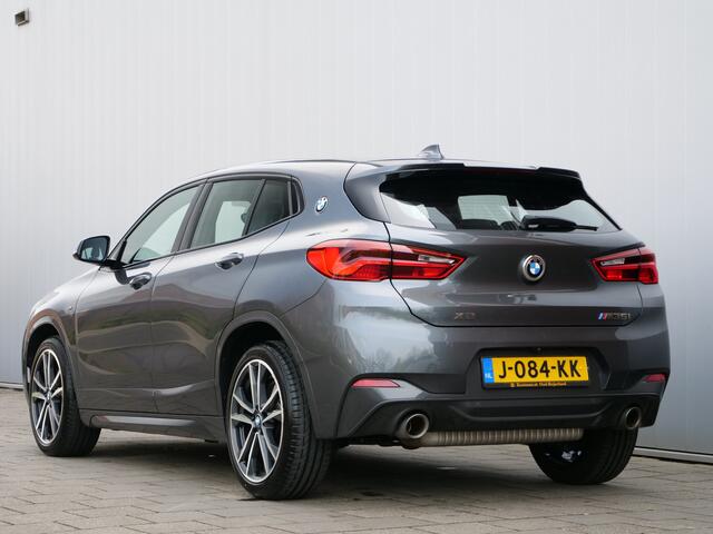 BMW X2 M35i High Executive 306 Pk Automaat Navigatie / Camera / 19 inch / Elektrische achterklep / Pano dak