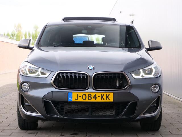 BMW X2 M35i High Executive 306 Pk Automaat Navigatie / Camera / 19 inch / Elektrische achterklep / Pano dak
