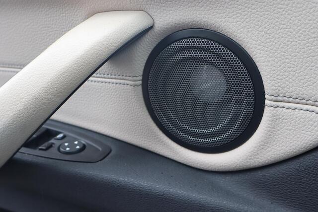 BMW X2 sDrive20i High Executive | M-Sport | Head-up | Camera | Memory stoelen | Trekhaak