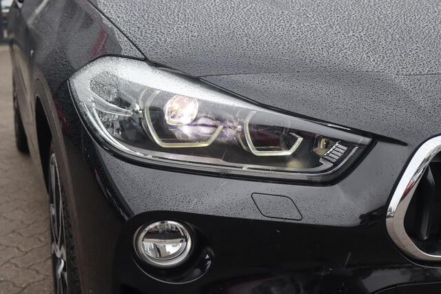 BMW X2 sDrive20i High Executive | M-Sport | Head-up | Camera | Memory stoelen | Trekhaak