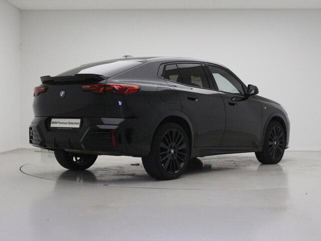 BMW X2 sDrive20i M-Sport Pro | Panorama | Harman Kardon | 20" | Driving Assistant Plus