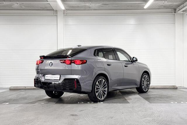 BMW X2 iX2 eDrive20 | M-Sport Pro | Innovation Pack | Driving Assistant | Driving Assistant Plus | Parking Assistant Plus | Panoramadak | Comfort Access l Huisselectie