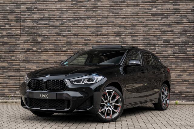 BMW X2 xDrive25e Aut. | M-Sport | Navi | Panorama | Leder | Camera | 19"LM | Saphire Zwart