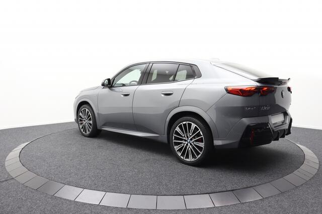 BMW X2 iX2 xDrive30 65kWh | M-Sport | Harman-Kardon | Pano | 313PK!