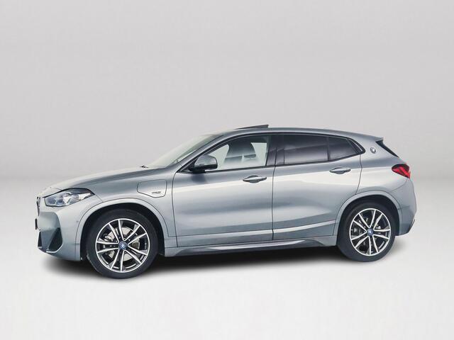 BMW X2 xDrive25e High Executive | Panoramadak | Parkeercamera | Head-up display | Stoelverwarming | Cruise control