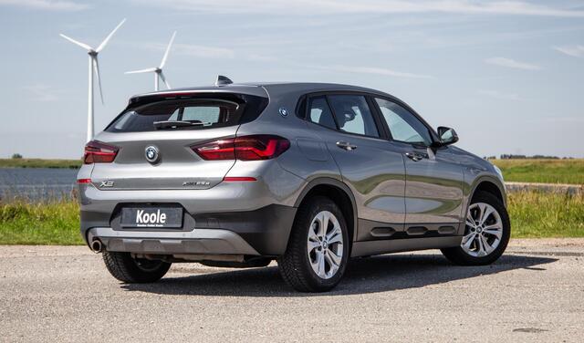 BMW X2 xDrive25e Executive CAMERA / LEDER / PLUG IN HYBRID / STOELVERWARMING / DEALER ONDERHOUDEN
