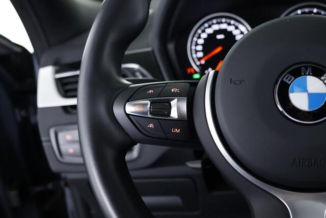 BMW X2 xDrive25e M-Sport / Opendak / Pilot assist / Memory / HUD