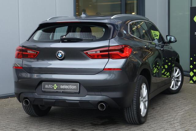 BMW X2 sDrive20i Executive / PDC
