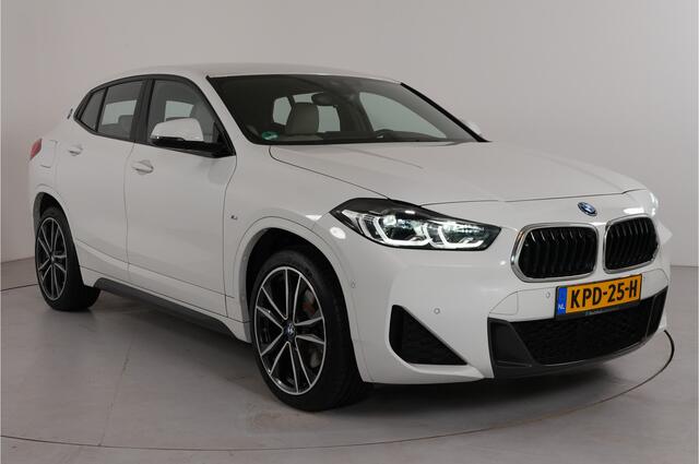 BMW X2 xDrive25e High Executive | M-Sport | Trekhaak | Head-up | Cruise adaptief | Camera | Stl. verw. |