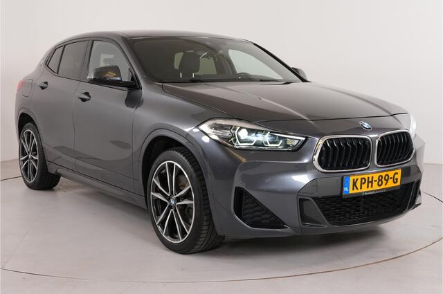 BMW X2 xDrive25e M-Sport | Head-up | Camera | Stl. verw. | Cruise | El. achterklep |