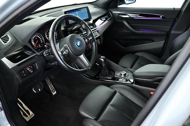 BMW X2 xDrive25e M-Sport / Opendak / Pilot assist / Memory / HUD