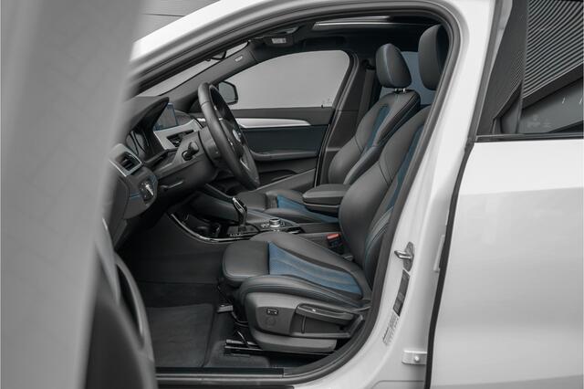 BMW X2 sDrive18i M-Sport Pano Trekhaak Stoelverw 20"