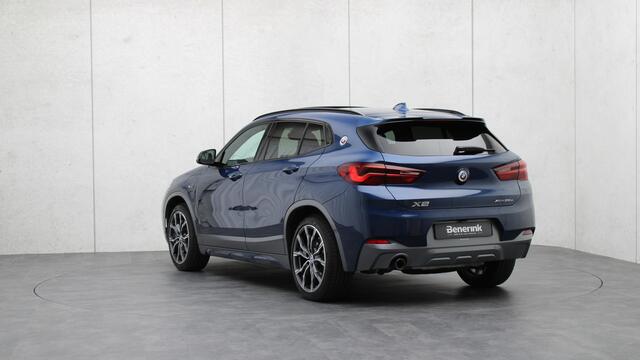 BMW X2 xDrive25e High Executive M-Sport X | Head-up | Panoramadak | Memory | Driving Assistant Plus | M Sportstoelen | Stuurwielverwarming