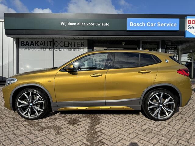 BMW X2 sDrive20i High Executive | Leer | HUD | Panoramadak