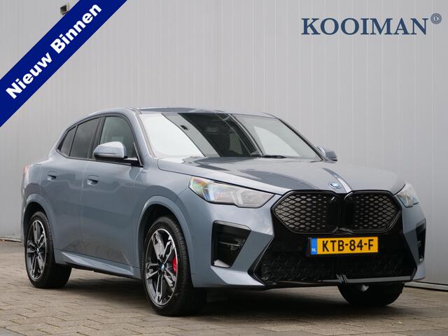 BMW X2 iX2 eDrive20 67 kWh M Sport Edition 204 Pk Automaat Navi / DAB / Apple Carplay / Camera's / M-pakket