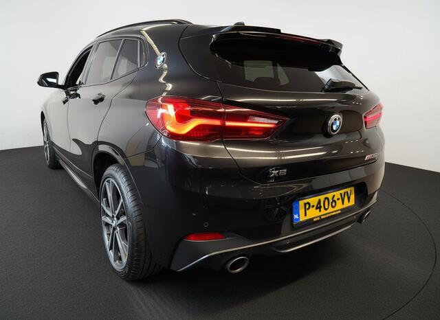 BMW X2 M35iA 306PK xDRIVE M-SPORT LEDER/NAVI/HEAD-UP/PANORAMADAK