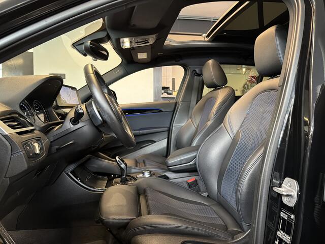 BMW X2 M35iA 306PK xDRIVE M-SPORT LEDER/NAVI/HEAD-UP/PANORAMADAK