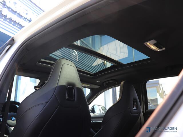 BMW X2 sDrive20i High Executive Edition | M-Pakket | Cruise Control met Remfunctie | Pano | Stoelverwarming | Leer | Elek. Kofferklep | Draadloos Opladen | Privacy Glas | Navi | HiFi-Audio | LED | DAB | Performance Control | M Sport-Chassis